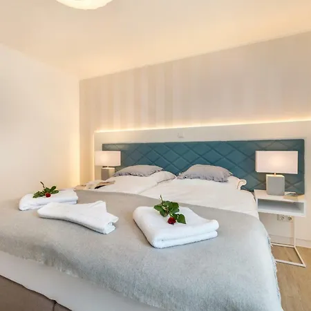 Apartmenthaus Am Park פרראו