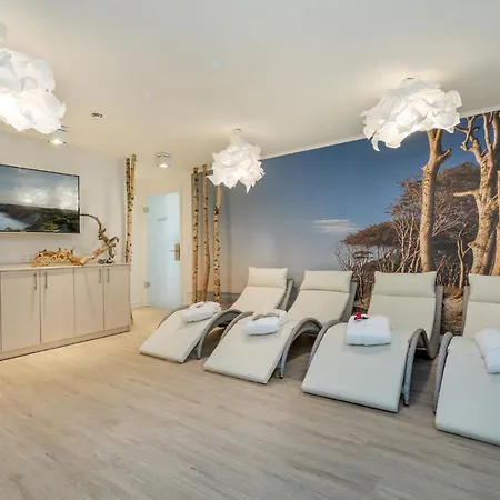 Aparthotel Apartmenthaus Am Park 4*